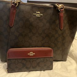 Coach Tote And Wallet 