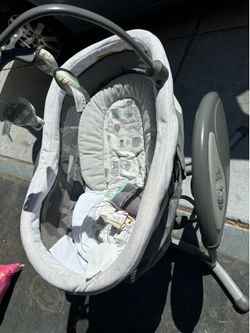 Baby swing