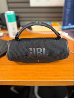 JBL Charge 6
