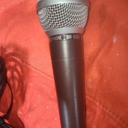 Shure SM-58 Dynamic  Microphone