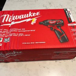 New Milwaukee Crew Driver 