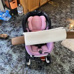 INFANT CAR SEAT STROLLER COMBO