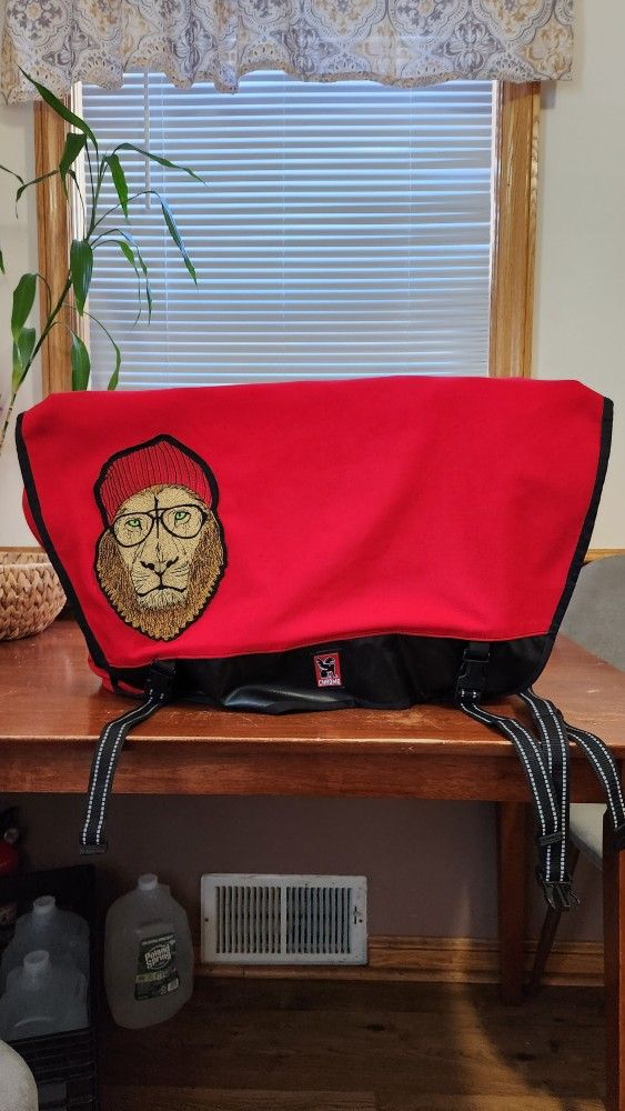 Chrome Industries Metropolis
