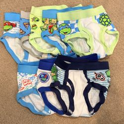 8 Total Pj Mask & Ninja turtles 