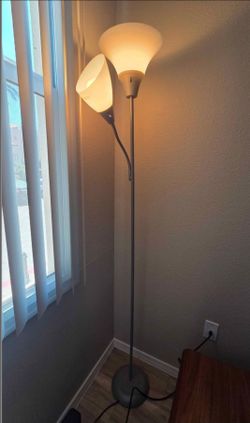 Floor lamp