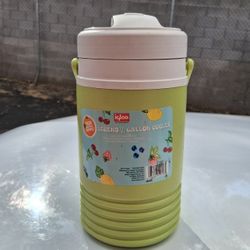 Cooler Drink Jug Pickup Between 2;00-10:45 Rainbow/charleston Cash Only Read Description 