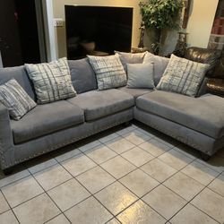 L Sectional Sofas / Sala / Livingroom Set