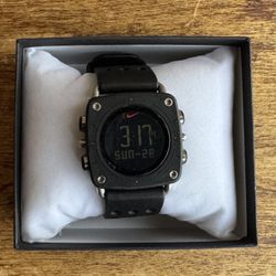 Nike Sport Watch RARE WC0070 70D Mettle Drill Black Polymers Digital LCD