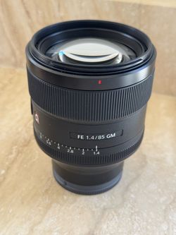 Sony G-Master 85mm f/1.4 Lens