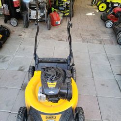 Dewalt 21-in 2-in-1 Gas Self Propelled Walk Behind Lawn Mower