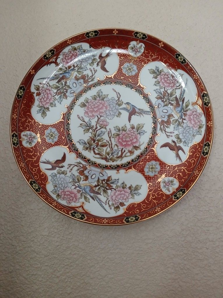 Vintage Japanese Imari Eiwa Kinsei Round Plate with Birds & Floral Motif. (10”) Made in Japan.

