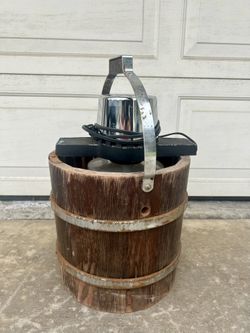 Vintage Wood Bucket Ice cream Maker