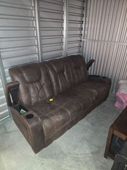 Reclining couch