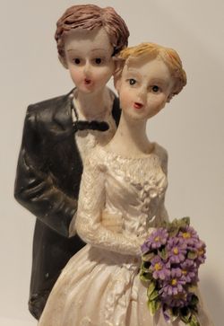Old Fashioned Wedding Cake Topper