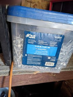 Blue Hawk 1-1/2 in. Galvanized Roofing Nails