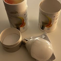 2 LIFX amber Bulbs