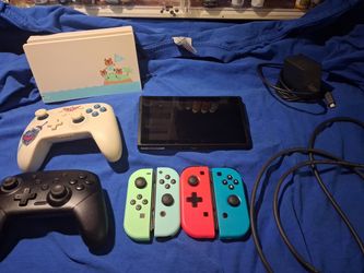 🎮 Nintendo Switch Animal Crossing Bundle – $375 OBO