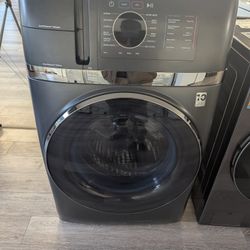 GE Profile 4.8 Cu.Ft. Smart Ultra Fast Electric Washer / Dryer Combo  W/ Ventless Heat Pump.