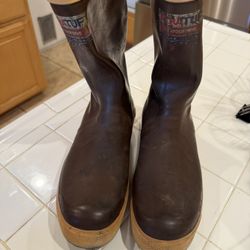 Xtratuf Boots Size 9