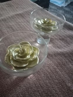 2 Gold Rose Candles In Glass Holders