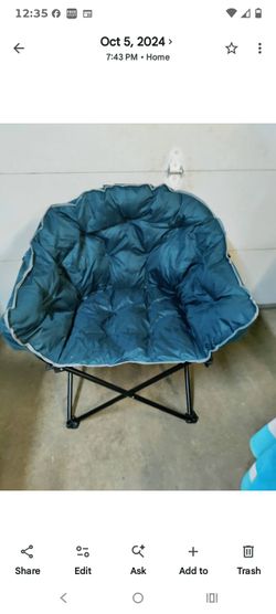 MacSports folding chair