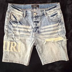 Waist size 34 jorts