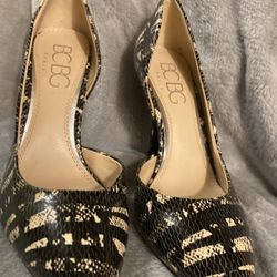 7.5 BCBG Paris Jaze d'Orsay Pump