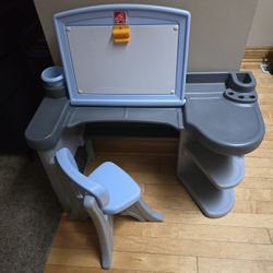 FREE KIDS TOYS. PICK UP ONLY! FIRST COME FIRST SERVE