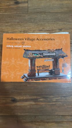 Department 56 Halloween Village Rickety Railroad Platform