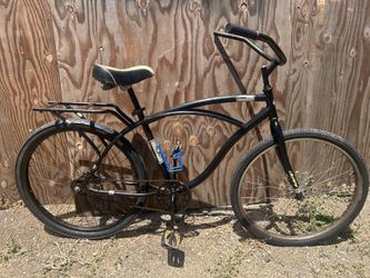 Men’s 26” Huffy Street Cruiser.