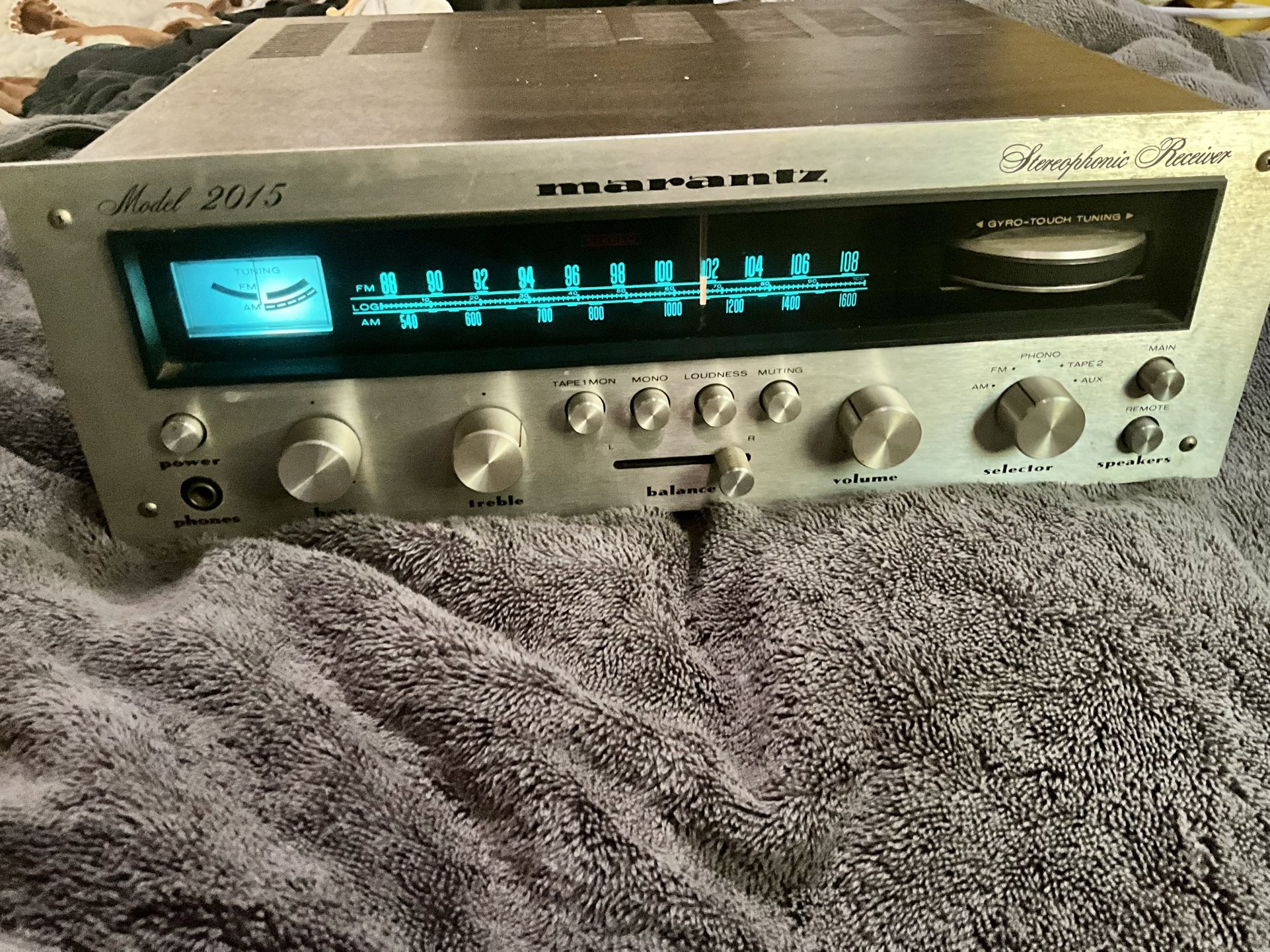 Marantz 2015 receiver