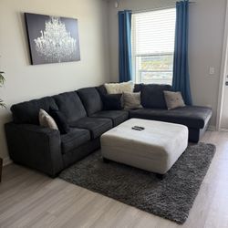 Like-new Couch 