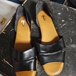 Black Flat Sandals-Nrw