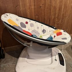 MamaRoo Swing