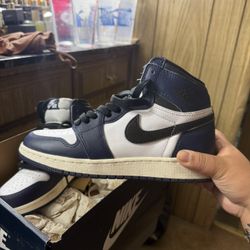 Brand New Nike Jordan Mid Size 5.5Y / 7 Women Shoes