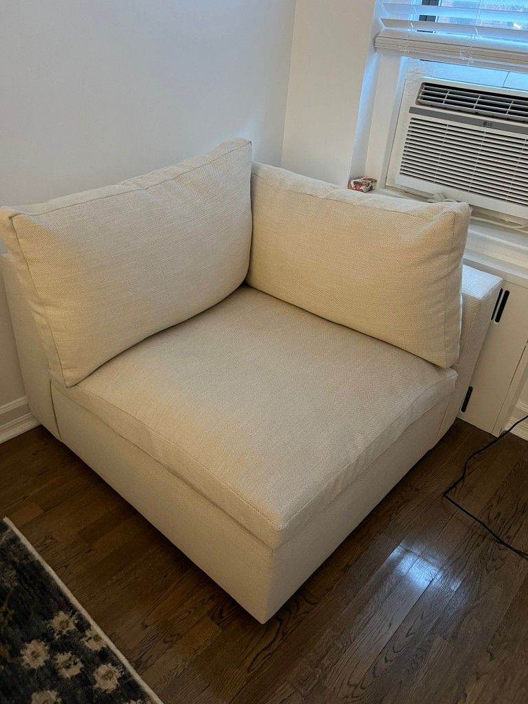 West Elm Harmony Modular Chair, Corner Piece in Sand- Chenille Tweed. New/Never Used.