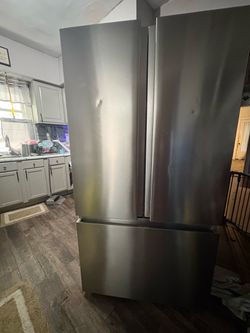 Hisense stainless steel fridge 36”