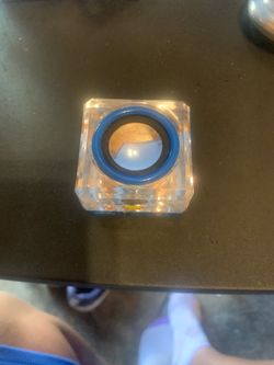 Clear Acrylic Square Ring Holder