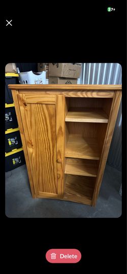 Storage cabinet