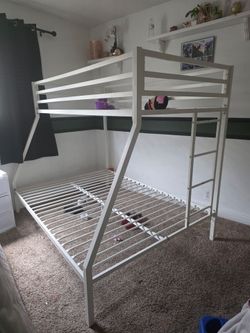 Bunk bed