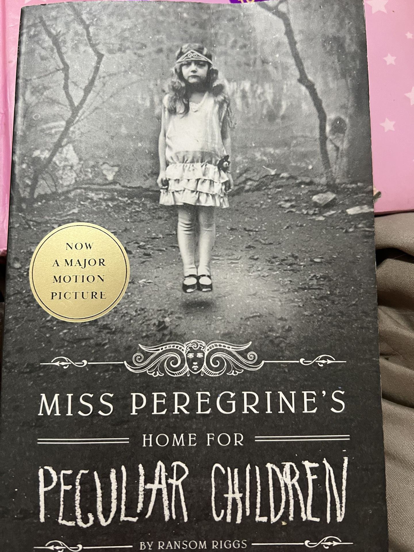 MISS PEREGRINE'S HOME FOR PECULIAR CHILDREN