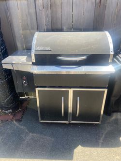 Traeger smoker