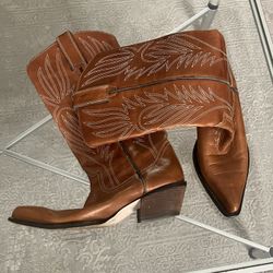 Boots Women’s Size 71/2 Used 