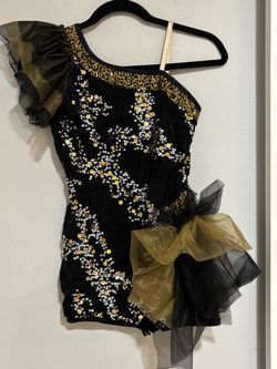 Dance costume