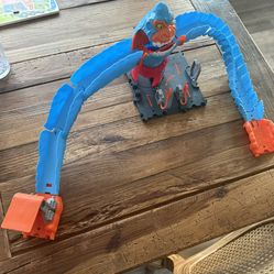 Hot Wheels City Wreck And Ride Gorilla