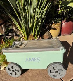 “Ames” Lawn Buddy Rolling Garden Cart  can use for sitting, storing fertilizer& small garage tools