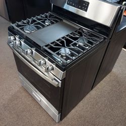 GE 30" Free-Standing Gas Range (Stainless Steel)