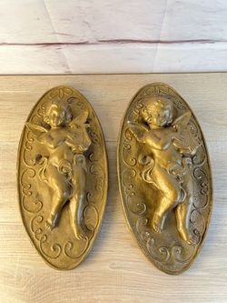 Vintage Gold Angel Cherub Oval Relief Art 2pc