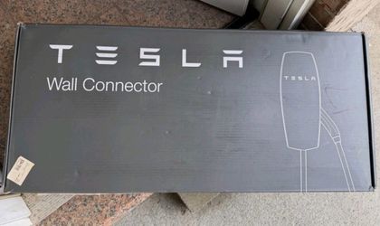 Tesla Wall Connector Charger 80A With 24 Ft Cable and Elon Musk Signature