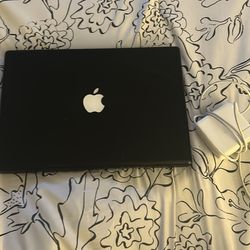 MacBook